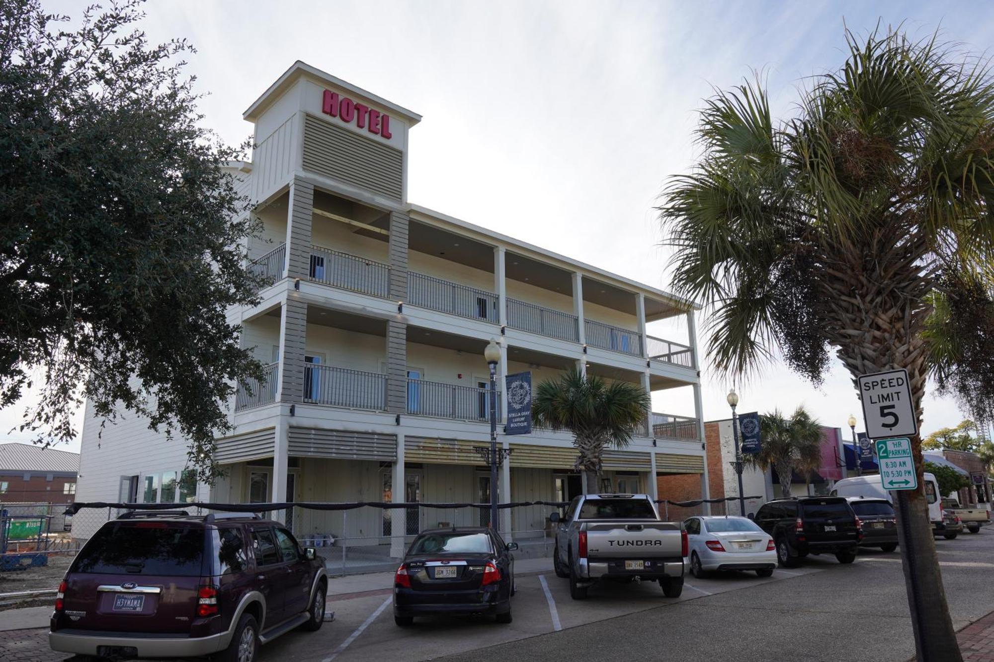 Hotel Whiskey In Pascagoula Exteriör bild